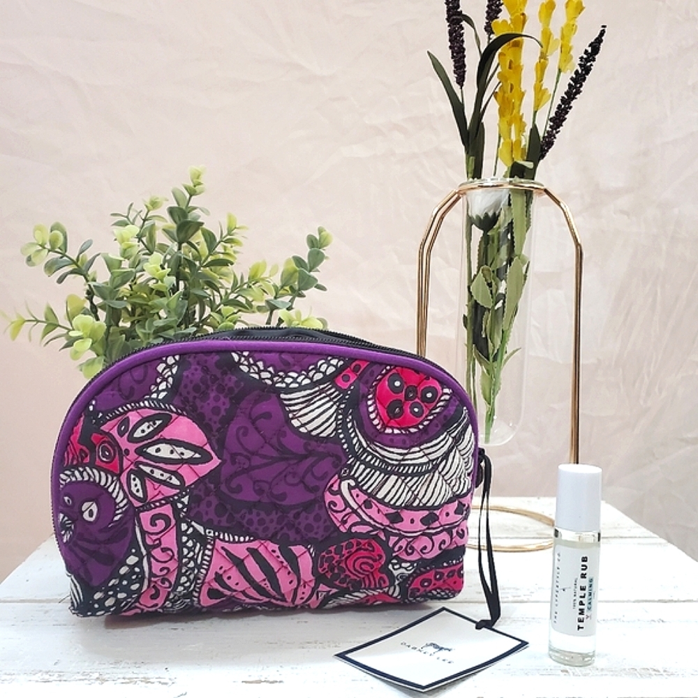 Dabney Lee Makeup Case & The Lyfestyle Co. Temple Rub Calming EssOil. Bundle